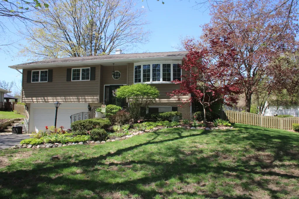 207 York Place New Lenox IL 60451
