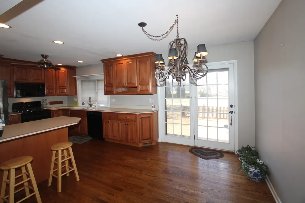 207 York Place New Lenox IL 60451