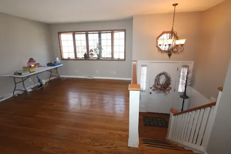 207 York Place New Lenox IL 60451