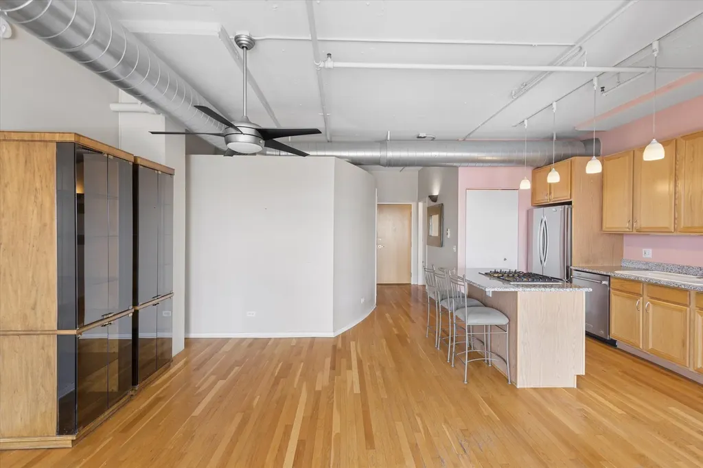 1530 South State Street Chicago IL 60605