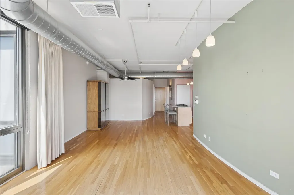 1530 South State Street Chicago IL 60605