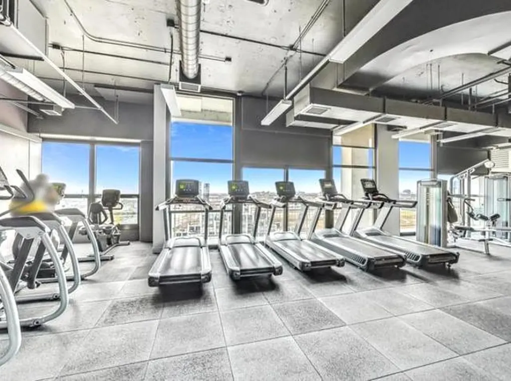 1530 South State Street Chicago IL 60605