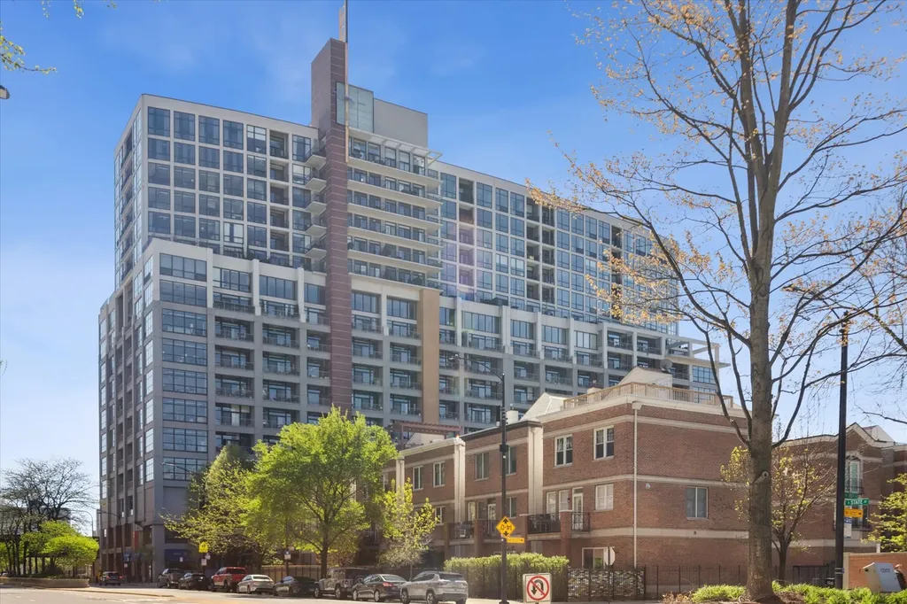 1530 South State Street Chicago IL 60605