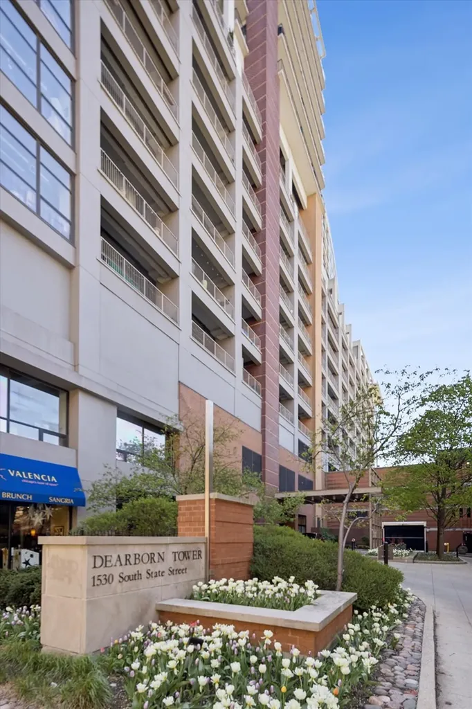 1530 South State Street Chicago IL 60605