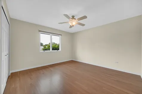 17123 Pointe Drive Orland Park IL 60467