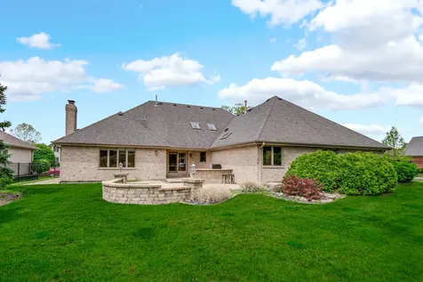 17123 Pointe Drive Orland Park IL 60467