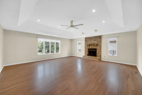 17123 Pointe Drive Orland Park IL 60467
