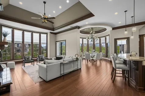 23 Enclave Court South Barrington IL 60010