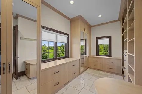 23 Enclave Court South Barrington IL 60010