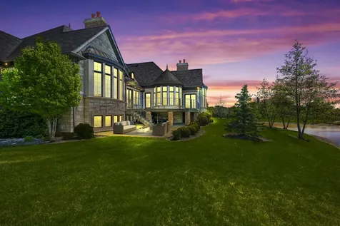 23 Enclave Court South Barrington IL 60010