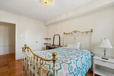 1585 Ridge Avenue Evanston IL 60201