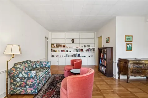 1585 Ridge Avenue Evanston IL 60201