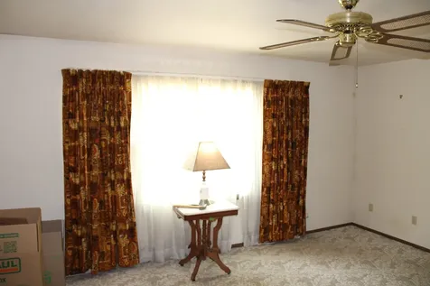 15 West Rickard Drive Oswego IL 60543
