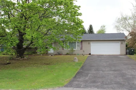 15 West Rickard Drive Oswego IL 60543