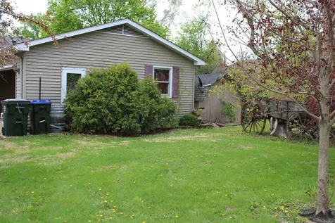 15 West Rickard Drive Oswego IL 60543