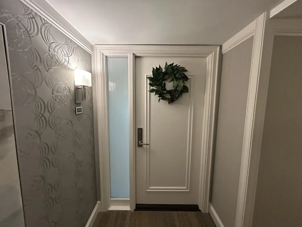 1 Oak Brook Club Drive Oak Brook IL 60523