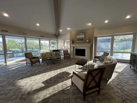 1 Oak Brook Club Drive Oak Brook IL 60523