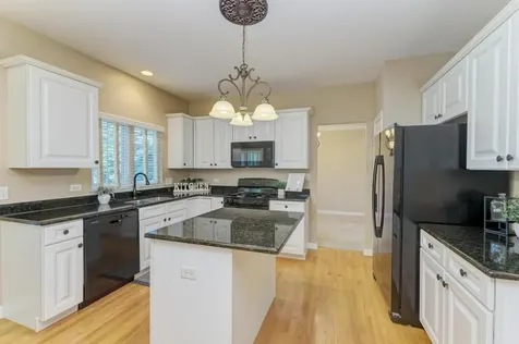496 Bennett Drive North Aurora IL 60542
