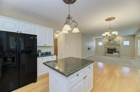 496 Bennett Drive North Aurora IL 60542