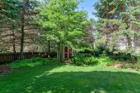 496 Bennett Drive North Aurora IL 60542