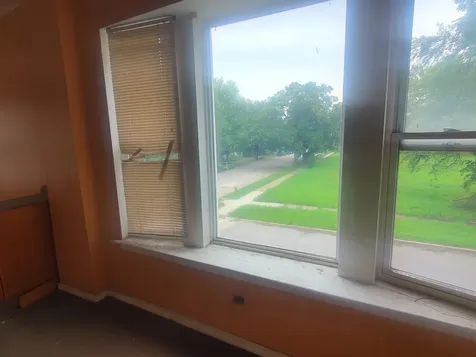 5258 South Emerald Avenue Chicago IL 60609