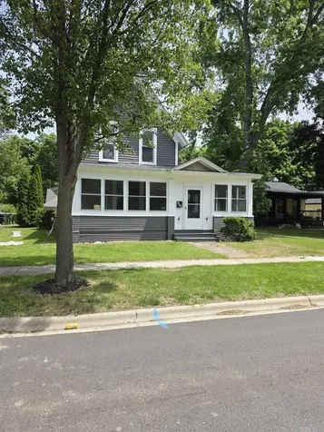118 North Washington Street Carpentersville IL 60110