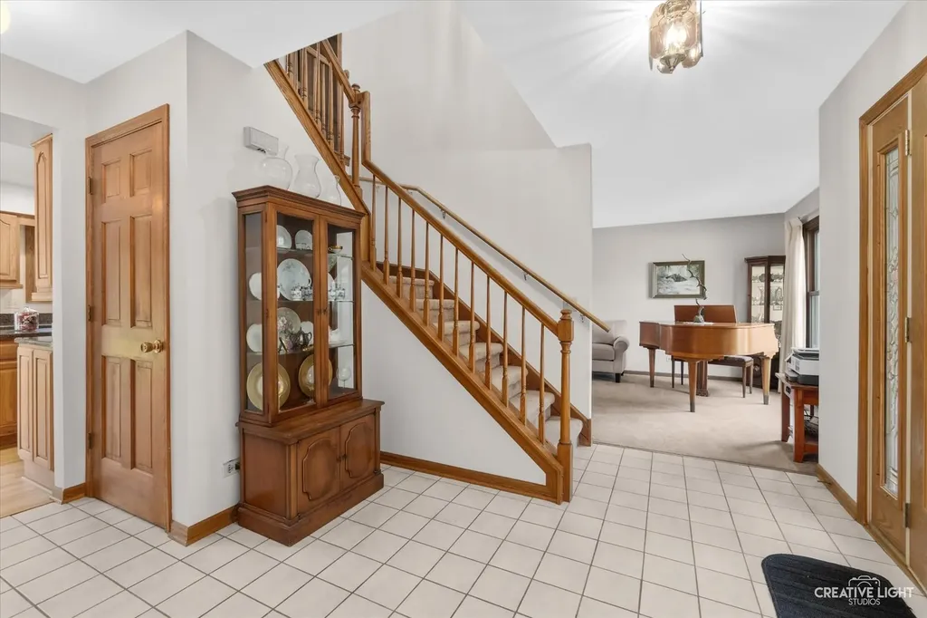 78 Forestview Lane Aurora IL 60502