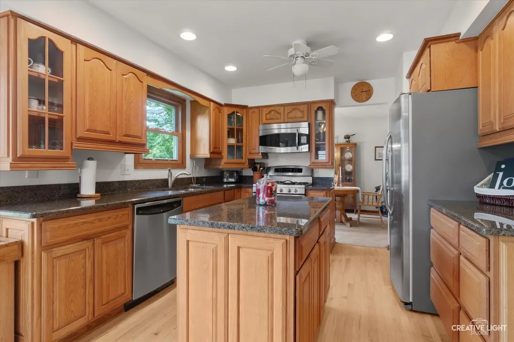 78 Forestview Lane Aurora IL 60502