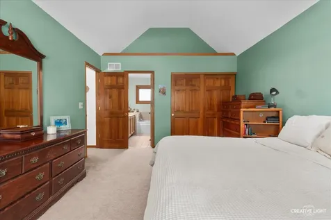 78 Forestview Lane Aurora IL 60502