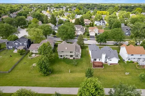 78 Forestview Lane Aurora IL 60502