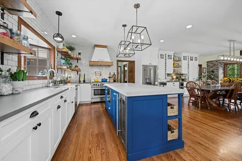 15 Mulberry Drive Hawthorn Woods IL 60047