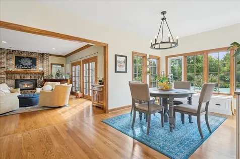15 Mulberry Drive Hawthorn Woods IL 60047
