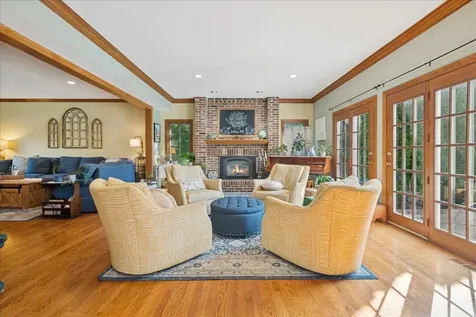 15 Mulberry Drive Hawthorn Woods IL 60047