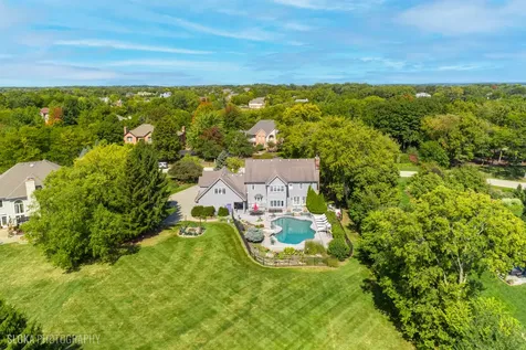 15 Mulberry Drive Hawthorn Woods IL 60047