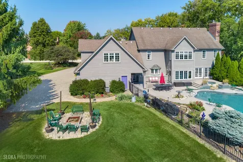 15 Mulberry Drive Hawthorn Woods IL 60047