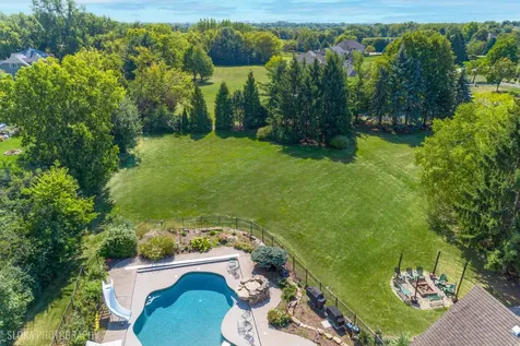 15 Mulberry Drive Hawthorn Woods IL 60047