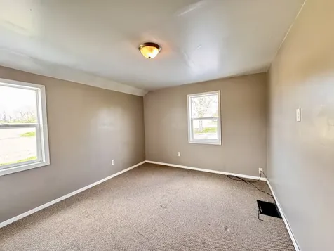 208 Hand Avenue Dixon IL 61021