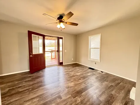208 Hand Avenue Dixon IL 61021