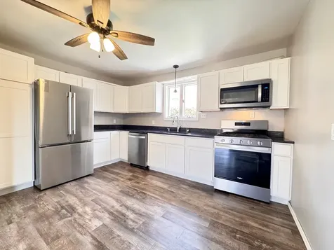 208 Hand Avenue Dixon IL 61021