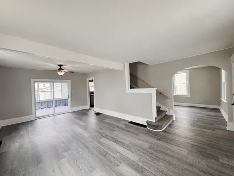 307 West 11th Street Sterling IL 61081