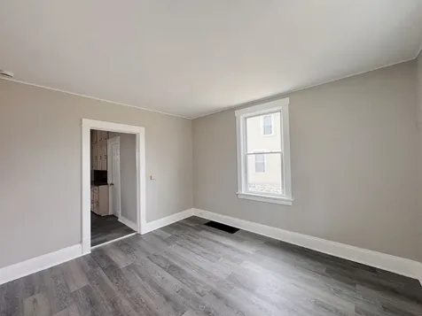 307 West 11th Street Sterling IL 61081