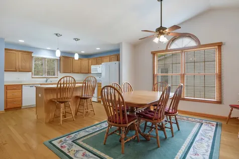 639 Hampshire Drive Hampshire IL 60140