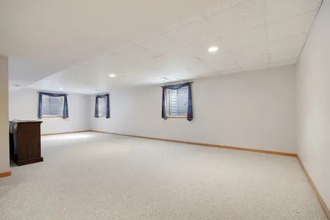 639 Hampshire Drive Hampshire IL 60140