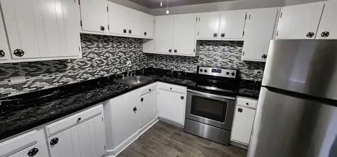 2305 Holiday Terrace Lansing IL 60438