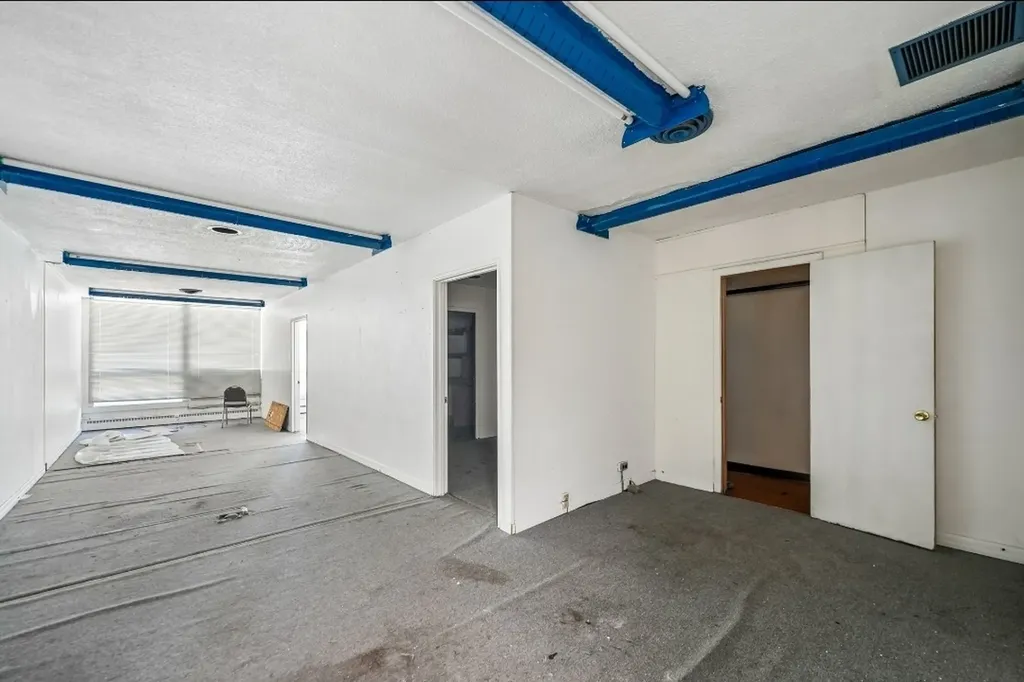 6114 West North Avenue Chicago IL 60639