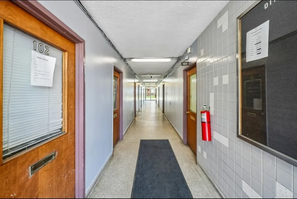 6114 West North Avenue Chicago IL 60639