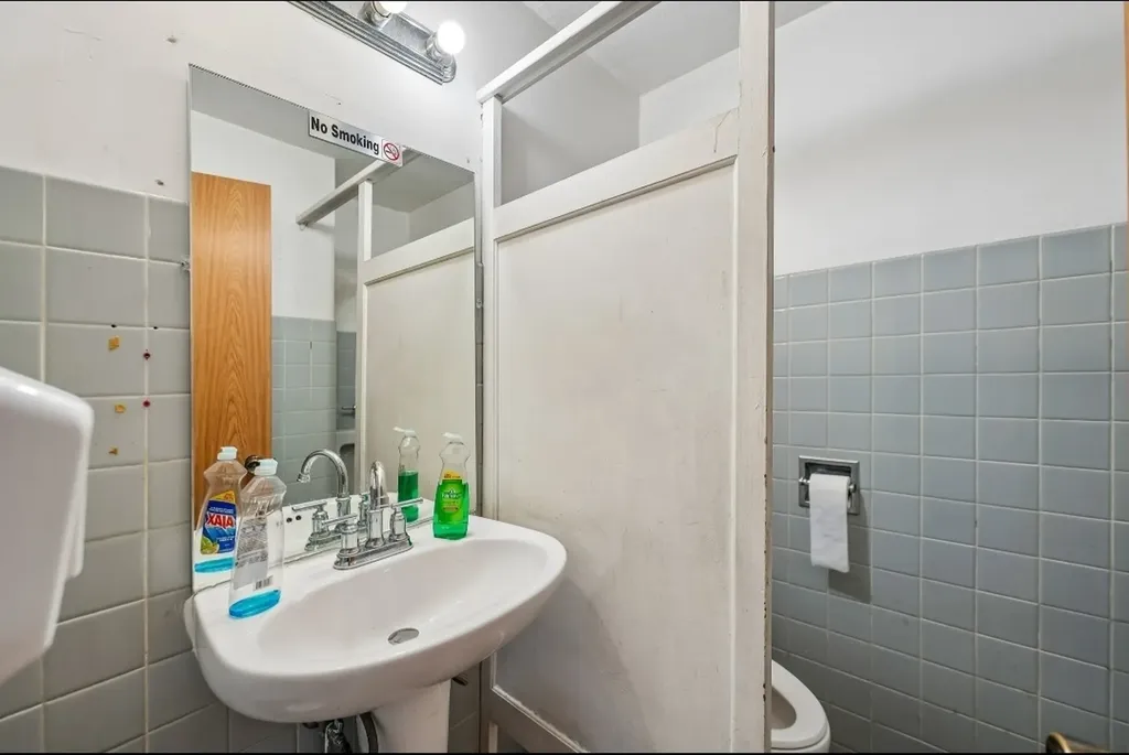 6114 West North Avenue Chicago IL 60639