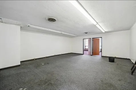 6114 West North Avenue Chicago IL 60639
