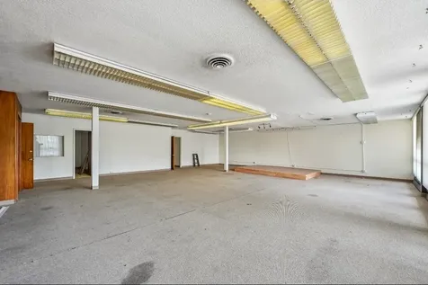 6114 West North Avenue Chicago IL 60639