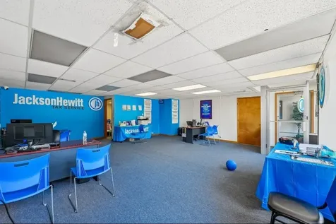 6114 West North Avenue Chicago IL 60639
